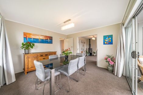 Photo of property in 3 Bowline Place, Whitby, Porirua, 5024