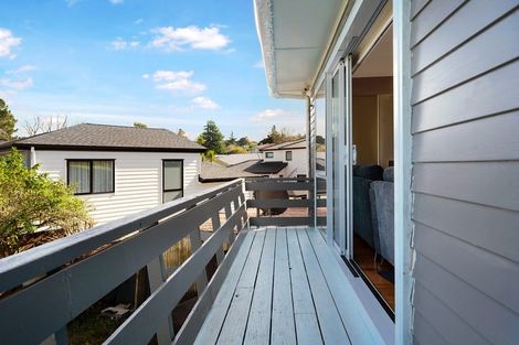 Photo of property in 53 Chorley Avenue, Massey, Auckland, 0614