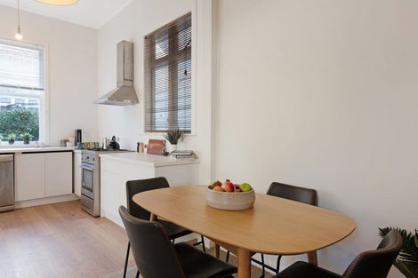 Photo of property in 84 Tinakori Road, Thorndon, Wellington, 6011