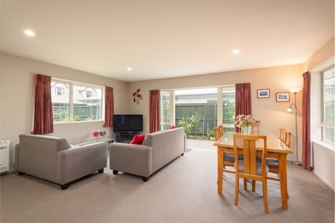 Photo of property in 132 Rothesay Road, Parklands, Christchurch, 8083