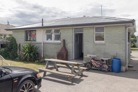 Photo of property in 20 Curling Crescent, Onekawa, Napier, 4110