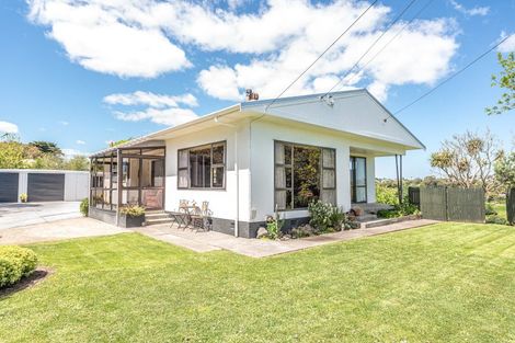 Photo of property in 28 Shakespeare Road, Bastia Hill, Whanganui, 4500