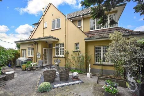 Photo of property in 27 Pitt Street, North Dunedin, Dunedin, 9016