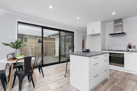 Photo of property in 6 Tarata Grove, Lansdowne, Masterton, 5810