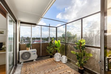Photo of property in 1/353 Mount Albert Road, Mount Roskill, Auckland, 1041