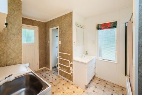 Photo of property in 111 Koputara Road, Himatangi Beach, Foxton, 4891