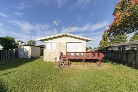Photo of property in 21 Oakfield Crescent, Pukete, Hamilton, 3200