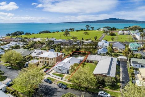 Photo of property in 10 North Avenue, Narrow Neck, Auckland, 0624