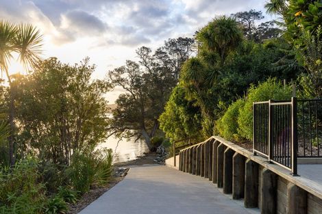 Photo of property in 16 Grant Street, Mahurangi East, Warkworth, 0982