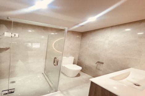 Photo of property in 4/2 Smiths Avenue, Papakura, 2110