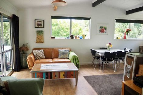 Photo of property in 9 Langley Place, Raglan, 3225