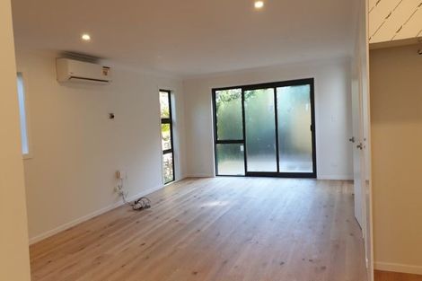 Photo of property in 210b Forrest Hill Road, Forrest Hill, Auckland, 0620