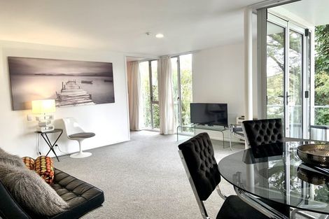 Photo of property in 2/15 Peterborough Street, Christchurch Central, Christchurch, 8013