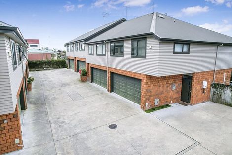 Photo of property in 12c Kelvin Place, Hamilton East, Hamilton, 3216