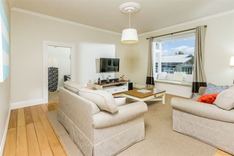 Photo of property in 1d Eversleigh Road, Belmont, Auckland, 0622