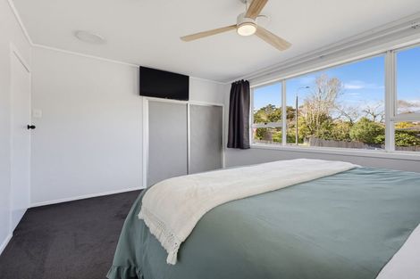 Photo of property in 2 Bromley Place, Westown, New Plymouth, 4310