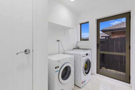 Photo of property in 26 Palm Springs Boulevard, Papamoa Beach, Papamoa, 3118