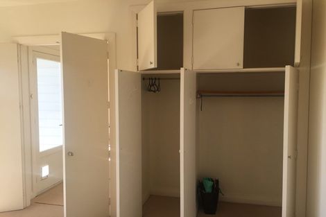 Photo of property in 82 Moana Road, Kelburn, Wellington, 6012