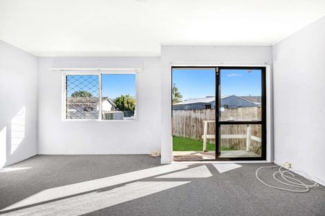 Photo of property in 3/114 Finlayson Avenue, Clendon Park, Auckland, 2103