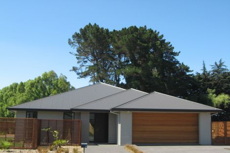 Photo of property in 29 Holbrook Way, Westmorland, Christchurch, 8025