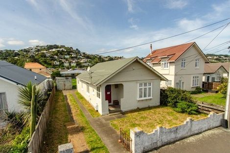 Photo of property in 20 Aparima Avenue, Miramar, Wellington, 6022