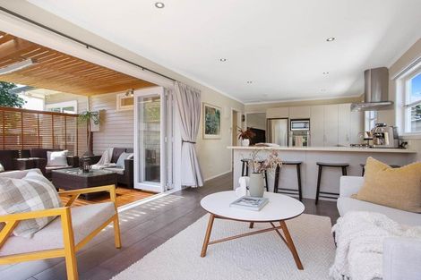 Photo of property in 52 Moana Avenue, Onehunga, Auckland, 1061