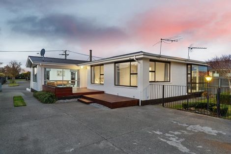 Photo of property in 15 Fairford Street, Bishopdale, Christchurch, 8053