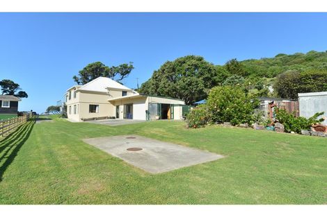 Photo of property in 1305c Matapouri Road, Matapouri, Whangarei, 0173