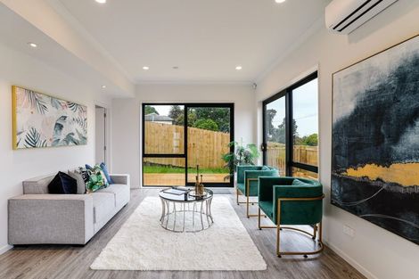 Photo of property in 61a Hillcrest Road, Papatoetoe, Auckland, 2025