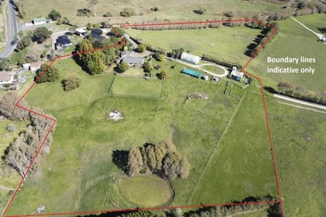 Photo of property in 4 Horniblow Road, Matakohe, 0594