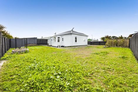 Photo of property in 22 Seyton Street, Stratford, 4332