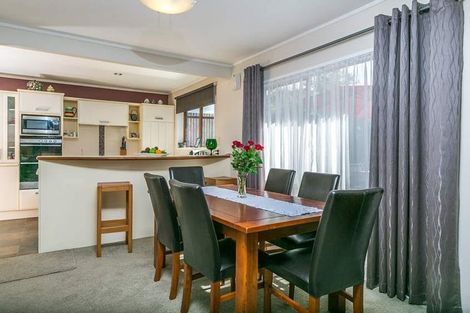 Photo of property in 13 Matuhi Rise, Henderson, Auckland, 0612