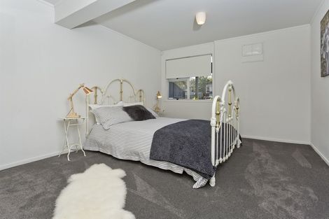 Photo of property in 3/2 Bentley Avenue, Glenfield, Auckland, 0629