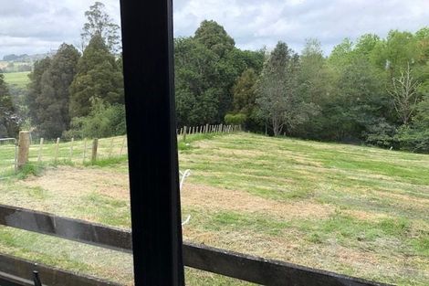 Photo of property in 39 Murphys Road, Totara Park, Auckland, 2019