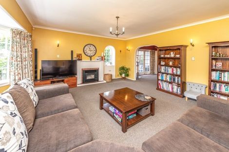 Photo of property in 34 Oakland Avenue, Saint Johns Hill, Whanganui, 4500