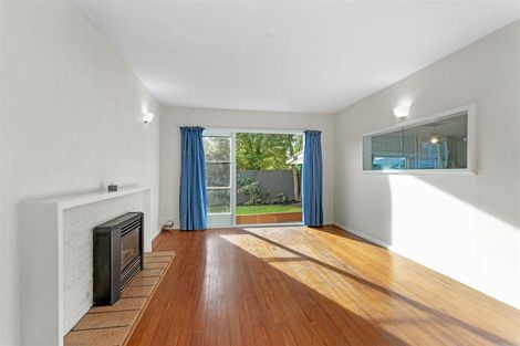 Photo of property in 2/64 Kirkwood Avenue, Upper Riccarton, Christchurch, 8041