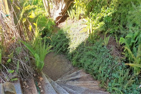 Photo of property in 26 Bay View Road, Cable Bay, 0420