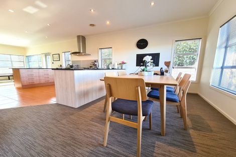Photo of property in 74 Amesbury Drive, Churton Park, Wellington, 6037