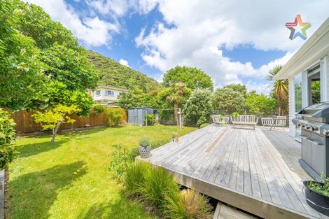 Photo of property in 59 Oroua Street, Eastbourne, Lower Hutt, 5013