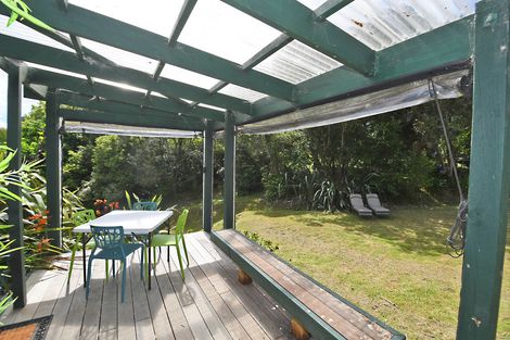 Photo of property in 20 Hillside Crescent, Leigh, 0985