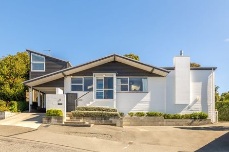 Photo of property in 8 Sulby Road, Cashmere, Christchurch, 8022