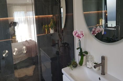 Photo of property in 12 Mccahon Drive, Rangiora, 7400