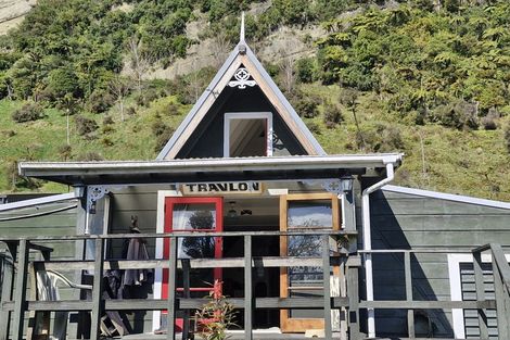 Photo of property in 24 Horncastle Crescent, Little Wanganui, Karamea, 7893