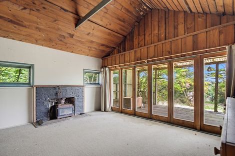 Photo of property in 285 Muriwai Road, Waimauku, 0881