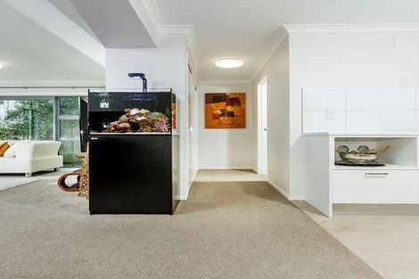 Photo of property in 1/2 Ocean View Road, Milford, Auckland, 0620