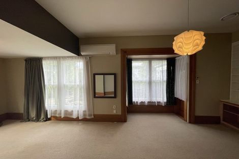 Photo of property in 135 Somerfield Street, Somerfield, Christchurch, 8024