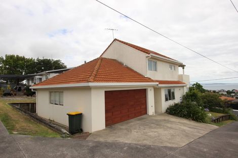 Photo of property in 25a Brightside Road, Stanmore Bay, Whangaparaoa, 0932