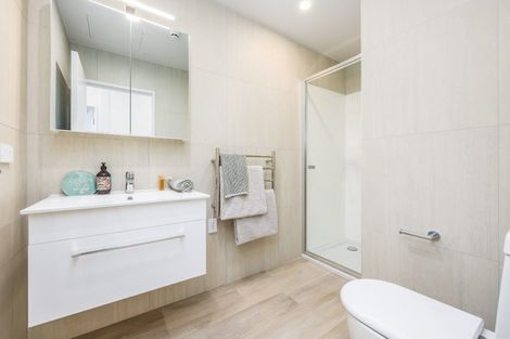 Photo of property in 201/2 Torino Street, Point England, Auckland, 1072