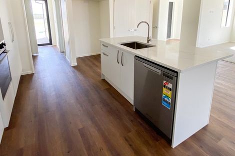 Photo of property in 32 Sanders Way, Rolleston, 7614