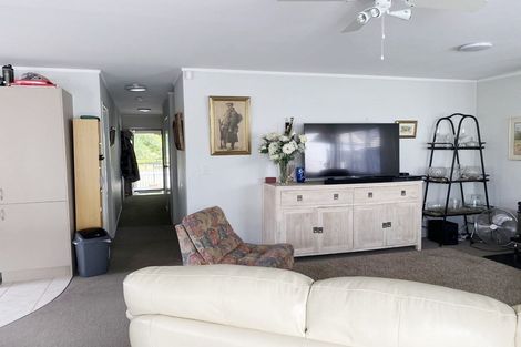 Photo of property in 3a Tudor Grove, Whitianga, 3510